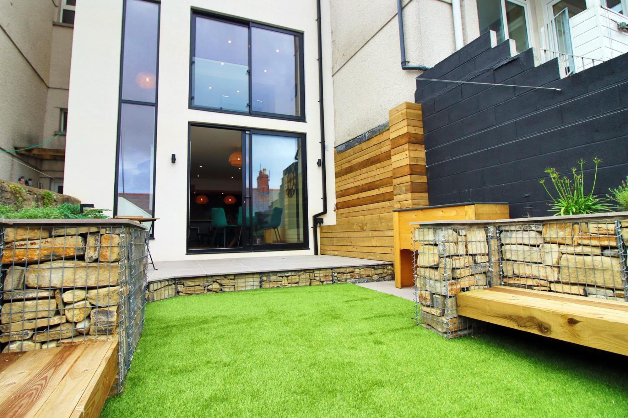 Luxury 4 Bedroom 4 Ensuite Home In Penarth 卡迪夫 外观 照片