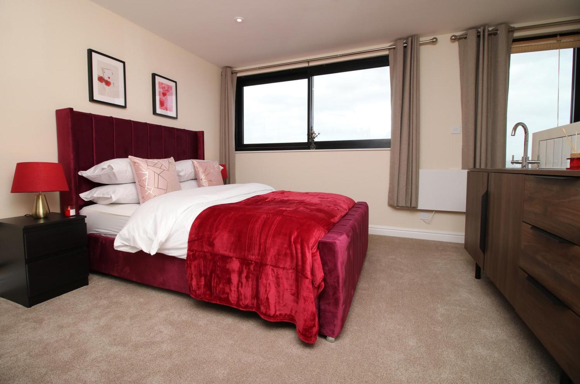 Luxury 4 Bedroom 4 Ensuite Home In Penarth 卡迪夫 外观 照片