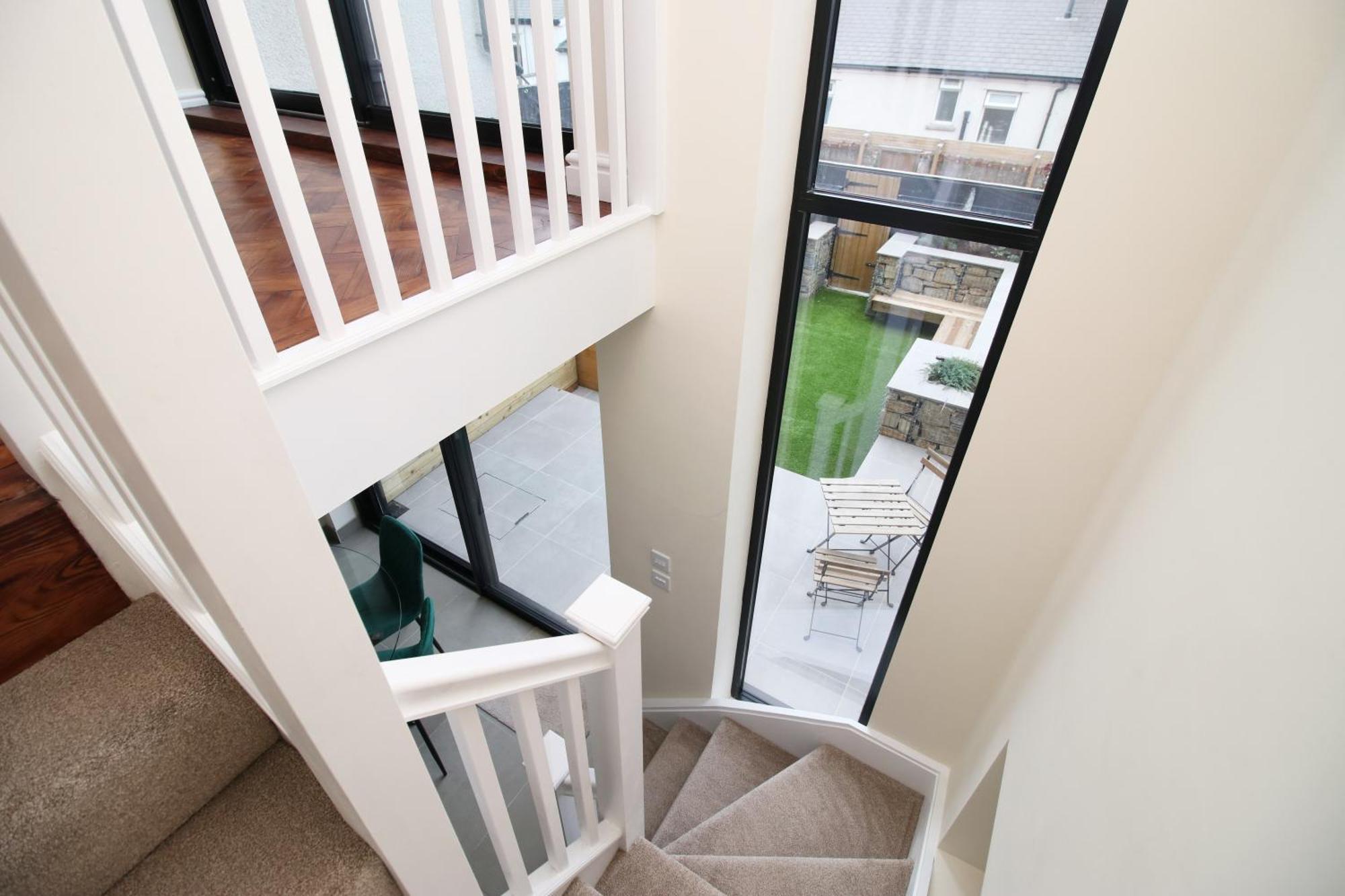 Luxury 4 Bedroom 4 Ensuite Home In Penarth 卡迪夫 外观 照片