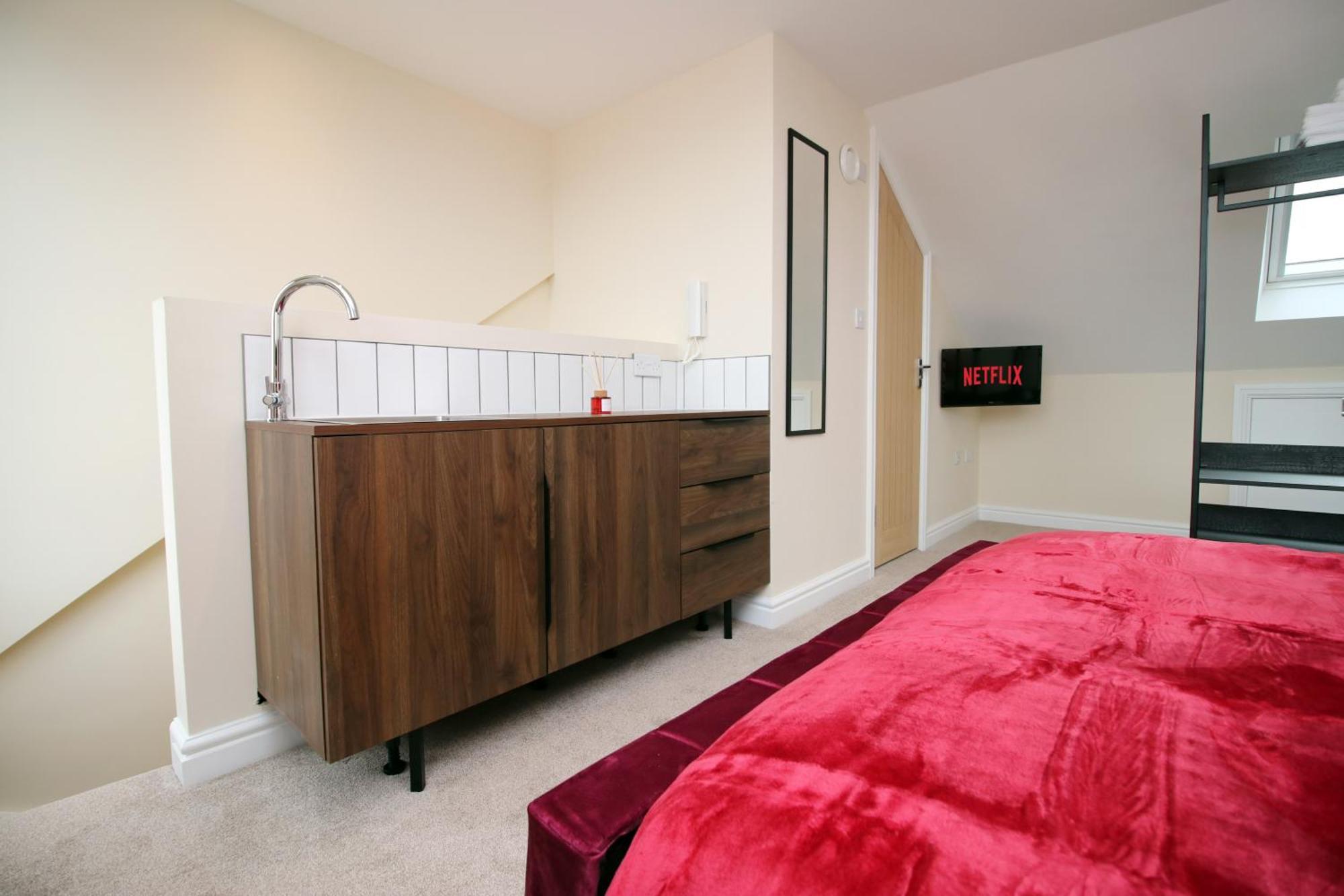 Luxury 4 Bedroom 4 Ensuite Home In Penarth 卡迪夫 外观 照片